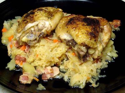 Braised Chicken Thighs with Sauerkraut