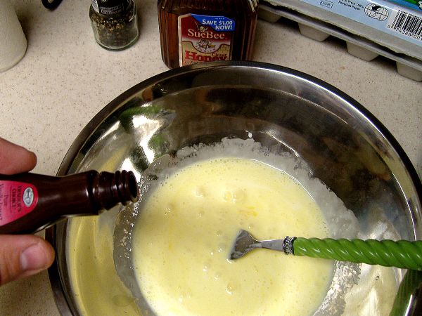 Add vanilla, honey and salt and mix in