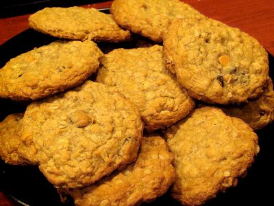 Oatmeal Raisin Cookies