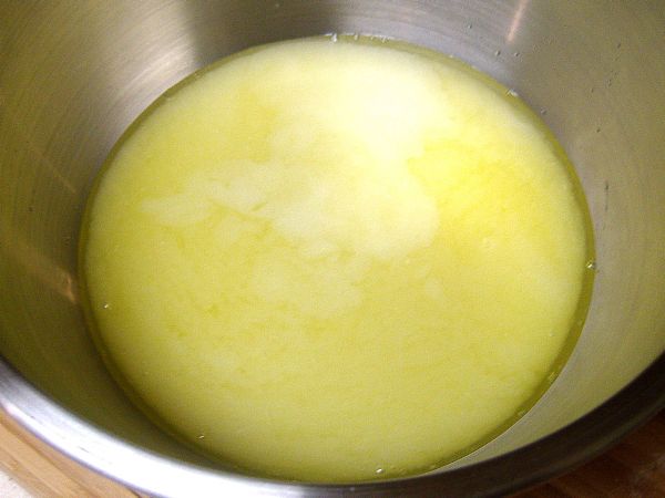 Place butter / sugar mix into a mixing bowl
