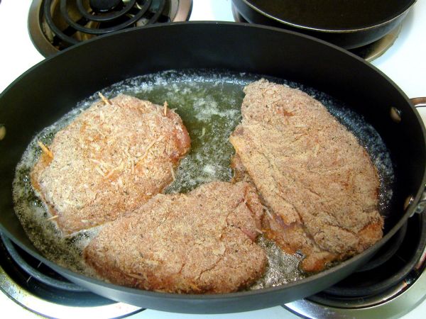 Add chicken to the skillet