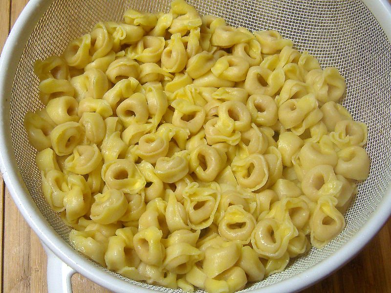 Drain tortellini