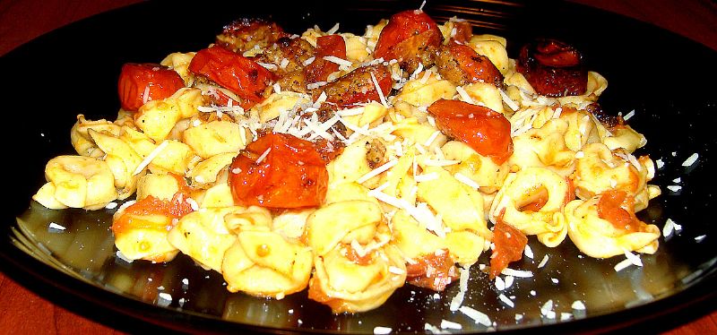 Roasted Garlic Tomato Tortellini