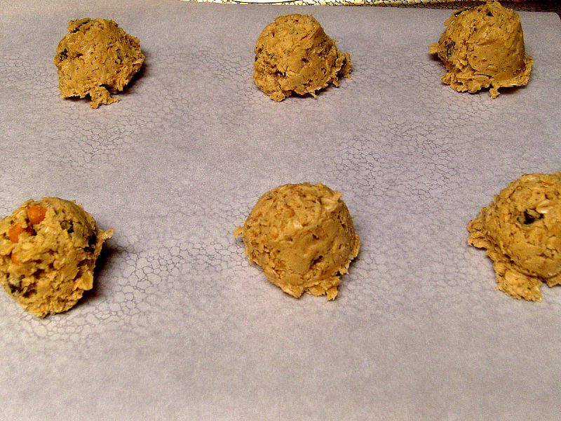 Walnut sized balls - I chilled these for an hour as well.