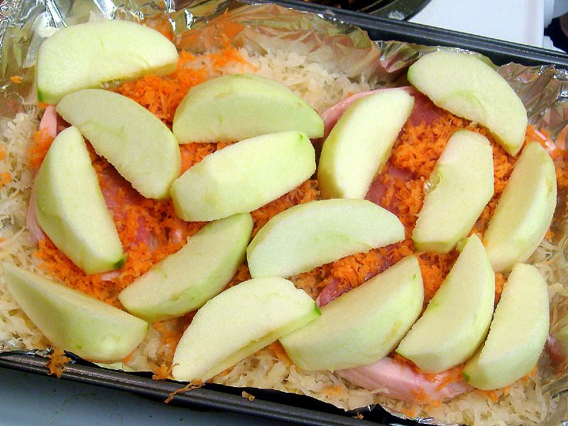 Slice apples and place over top