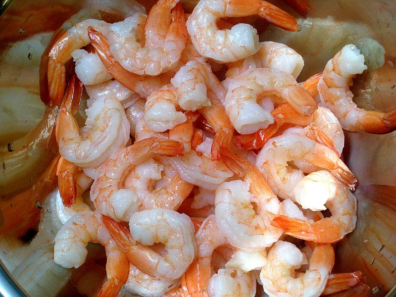 1 - 2 pounds of shrimp (this was 20 ounces).